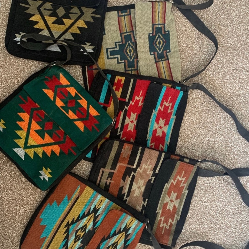 Cross body bags